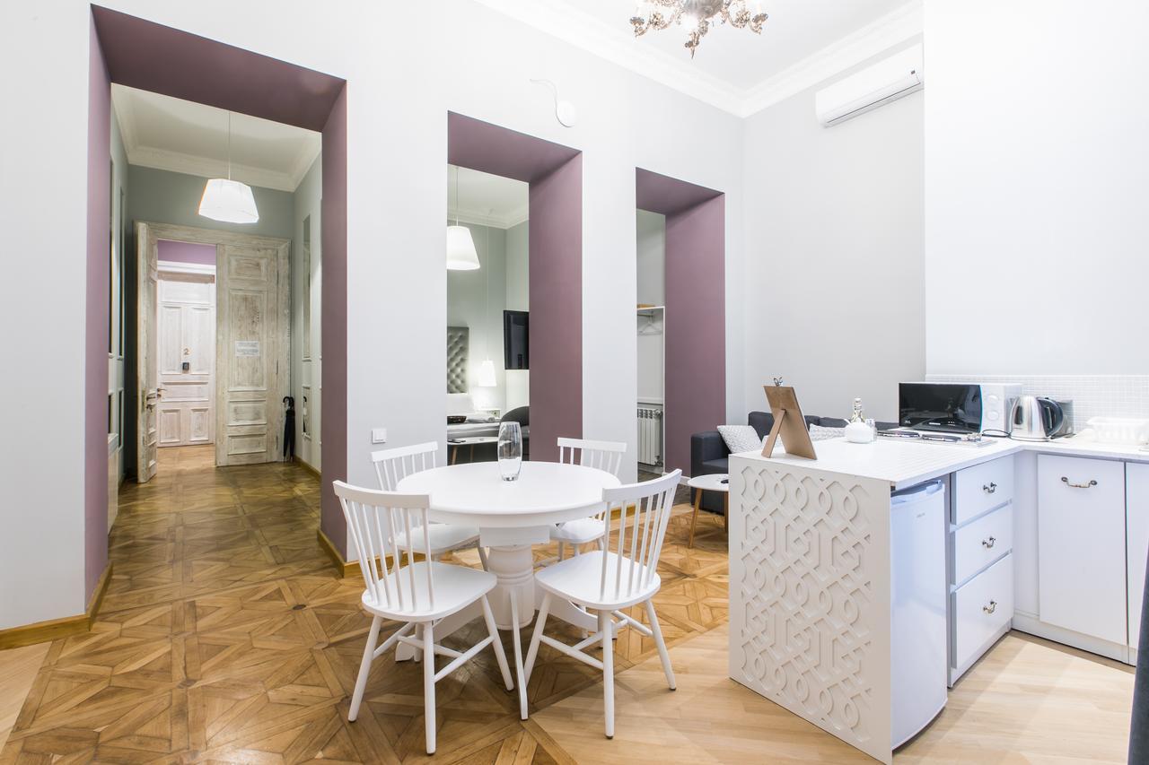 KuXoS Apartment On Machabeli Street Tbilisi Exterior foto